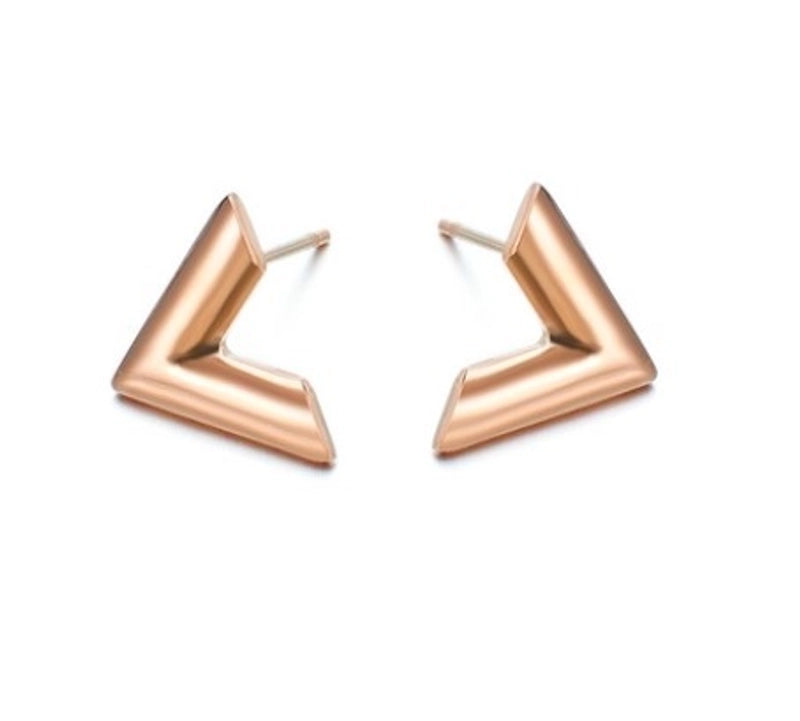 Fashion V Shape Stainless Steel Plating Bracelets Earrings Necklace