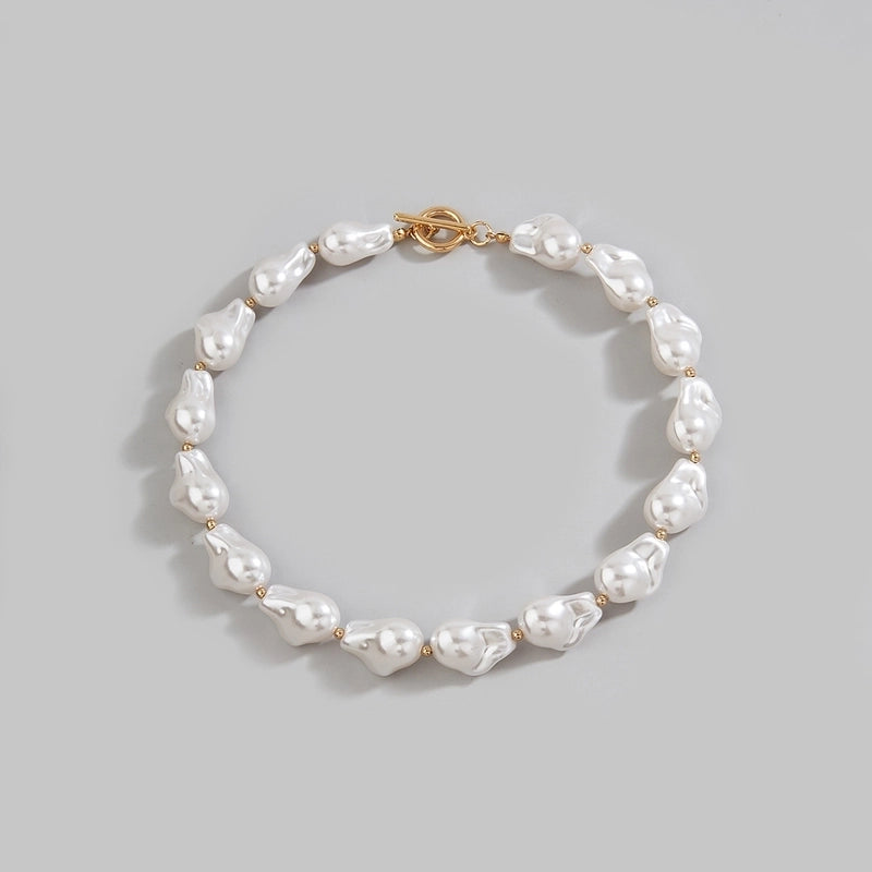 Minimalist Round Imitation Pearl Choker