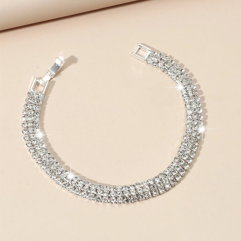 Simple Four-leaf Clover Rhinestone Titanium Steel Bracelet