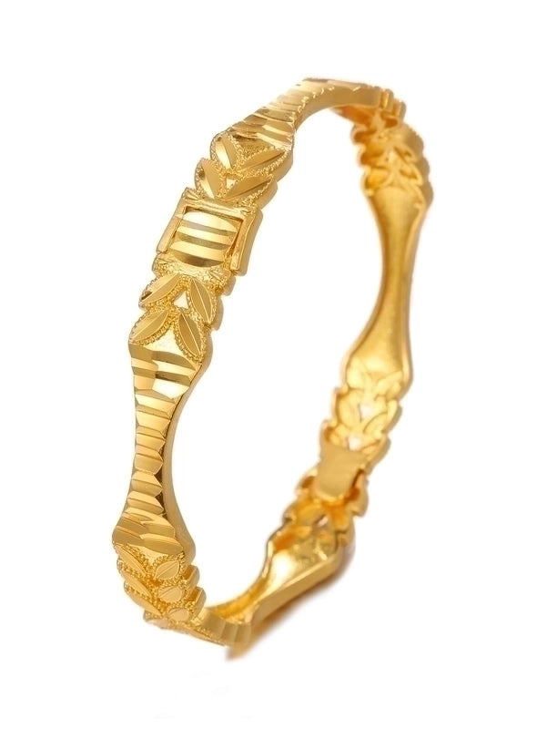 Minimalist Classic Style Solid Color Copper 18k Gold Plated Bangle In Bulk