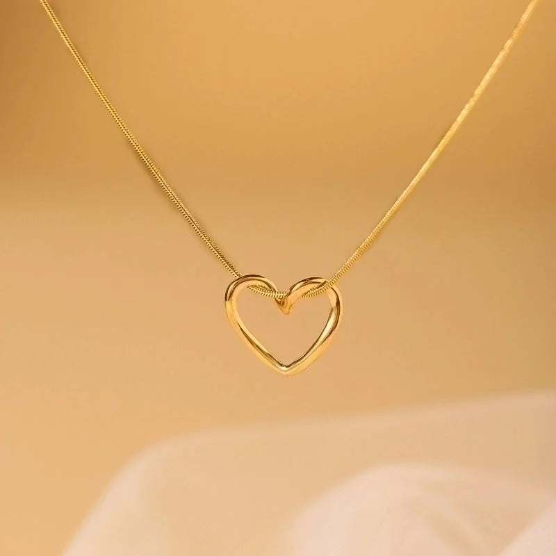 Elegant Minimalist Heart Shape 304 Stainless Steel Copper 18K Gold Plated Hollow Out Pendant Necklace