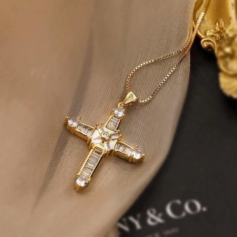 Minimalist Commute Cross Copper 18k Gold Plated Zircon Pendant Necklace In Bulk