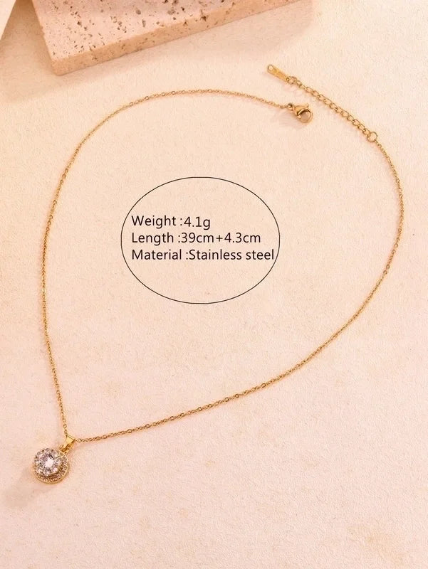 Casual Christmas Streetwear Round Christmas Tree Snowflake 304 Stainless Steel Pendant Necklace