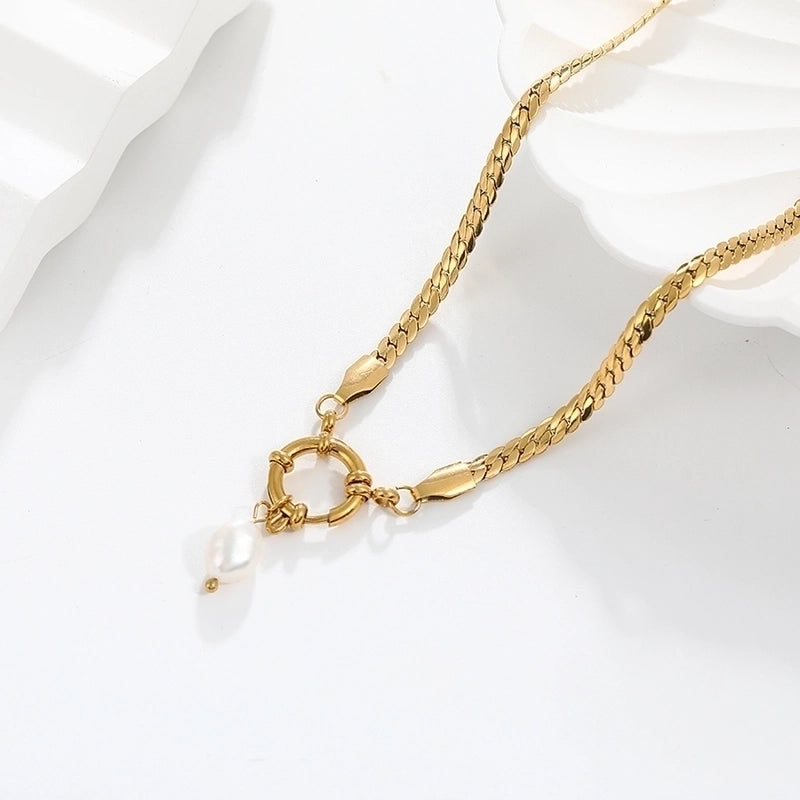 Elegant Circle 304 Stainless Steel 18K Gold Plated Buckle Pendant Necklace