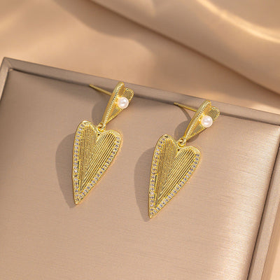 2 Pieces Moderate Luxury Flower Copper Diamond Inlay Stud Earrings