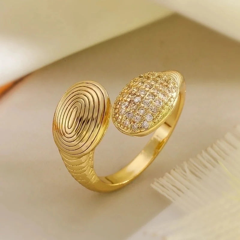 Retro Minimalist Commute Water Droplets Heart Shape Copper Inlay 18K Gold Plated Zircon Open Rings