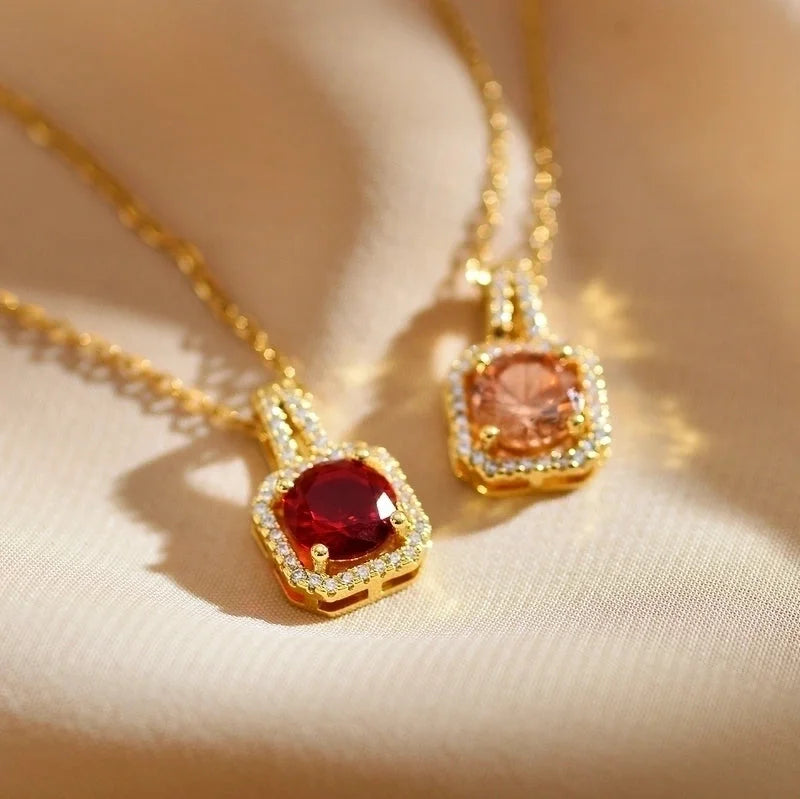 Minimalist Round Copper Plating Inlay Zircon Gold Plated Pendant Necklace