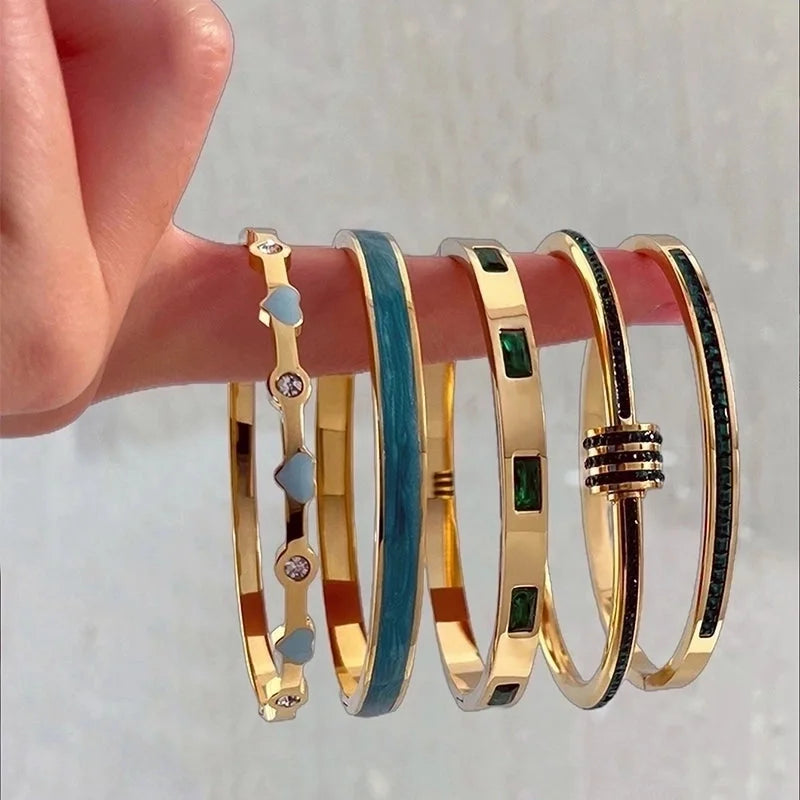 Casual Minimalist Classic Style Heart Shape 304 Stainless Steel Bangle In Bulk