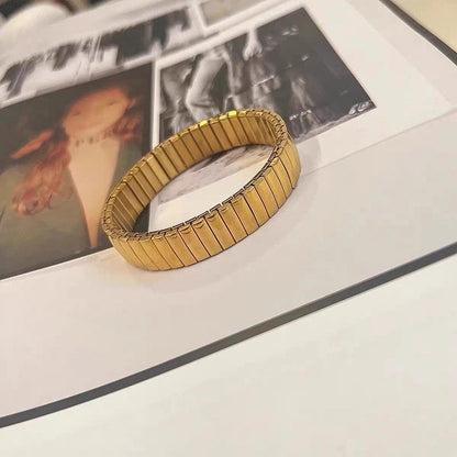 Minimalist Heart Shape Solid Color Titanium Steel Bangle In Bulk