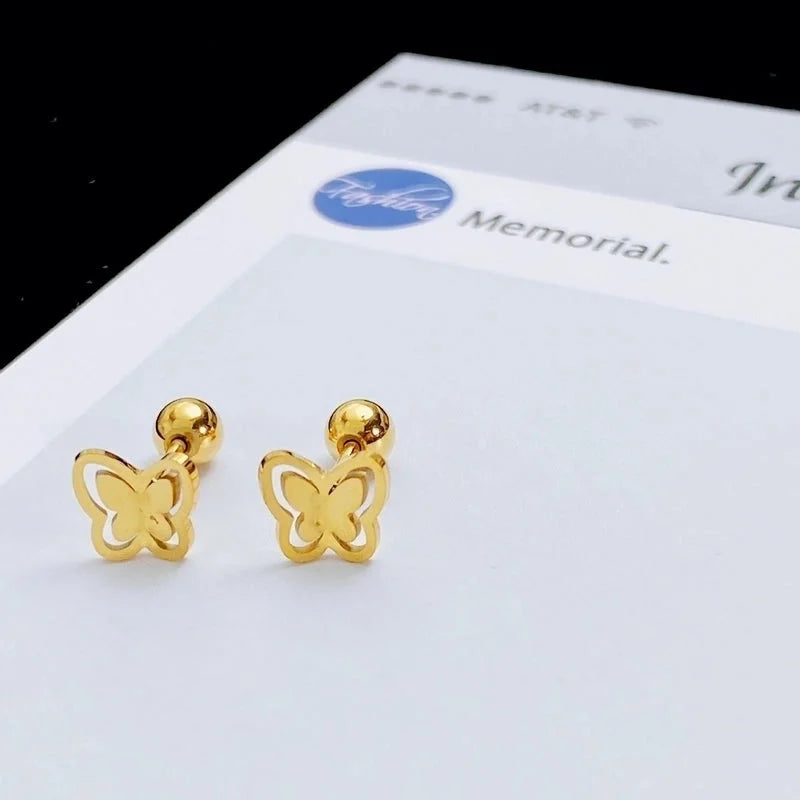 1 Pair Sweet Cross Heart Shape Snowflake Plating 304 Stainless Steel Titanium Steel 18K Gold Plated Cartilage Earrings