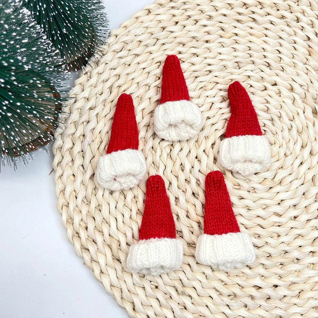 2 Pieces Christmas Hot-selling Decoration Mini Christmas Hat Knitted Hat Trendy Toy Plush Doll Accessories