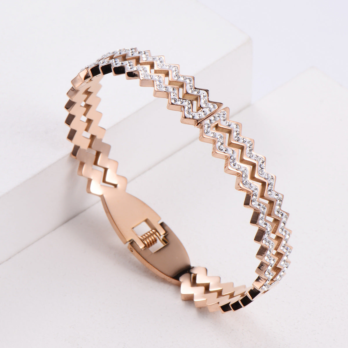 Natural Women Stripe Metal Diamond Wave Diamond Bangles