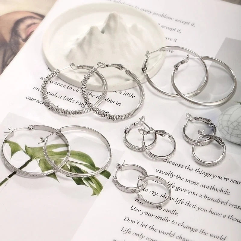 1 Pair XUPING Minimalist Geometric Round Irregular 304 Stainless Steel Hoop Earrings