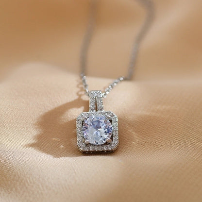 Minimalist Round Copper Plating Inlay Zircon Gold Plated Pendant Necklace