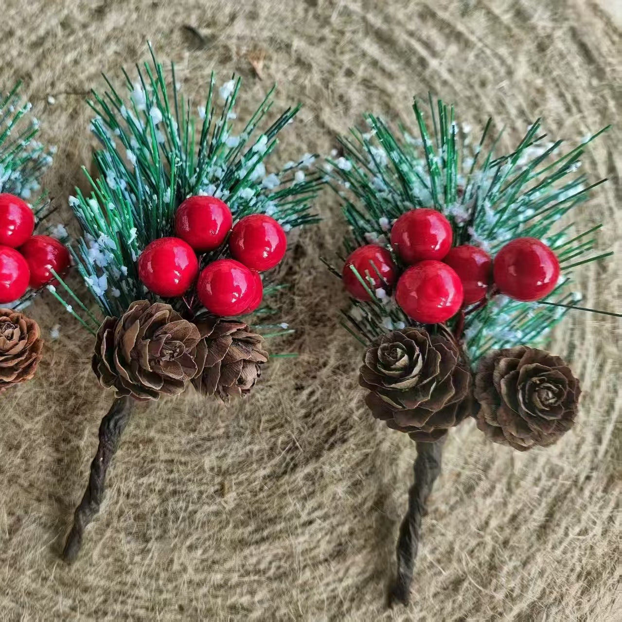 5 Pieces Pine Needle Mini Christmas Tree Accessories Gift Box Decoration Real Flowers Christmas Decoration Snow Powder Snowflake Pine Needle