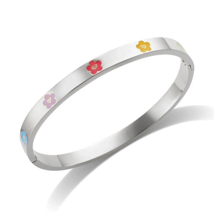 Elegant Heart Shape Flower Titanium Steel Bangle In Bulk