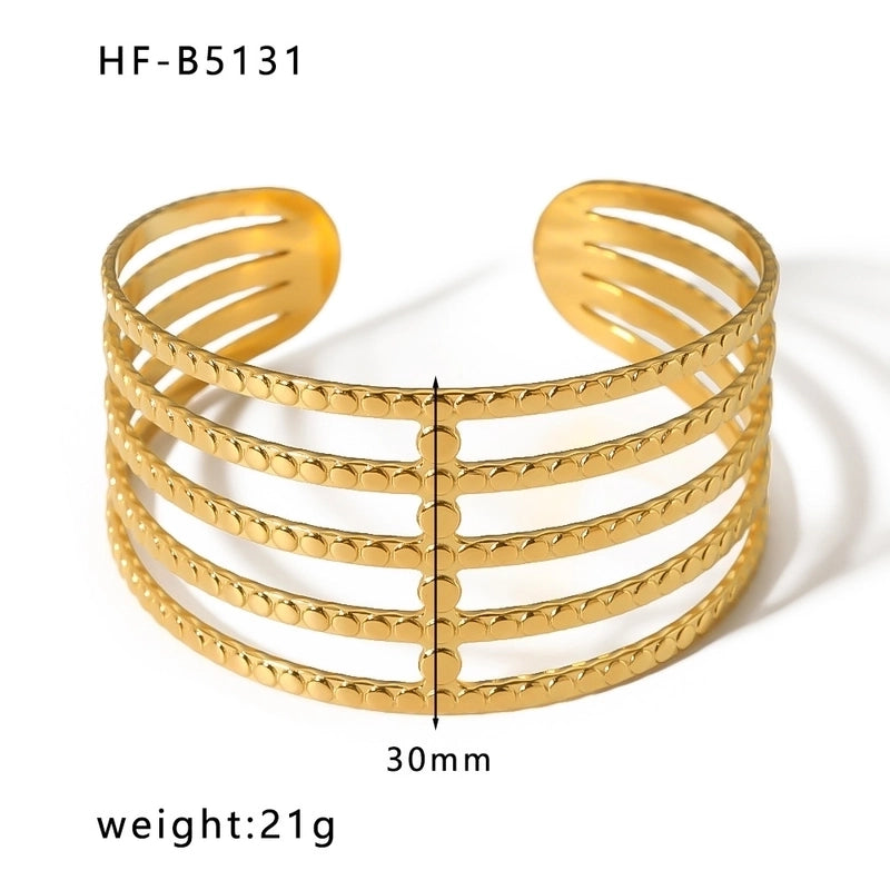 Basic Retro Leaf Solid Color Knot Stainless Steel 18K Gold Plated Bangle In Bulk