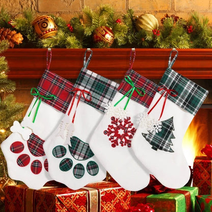 Christmas Minimalist Classic Style Christmas Socks Party Hanging Ornaments Decorative Props