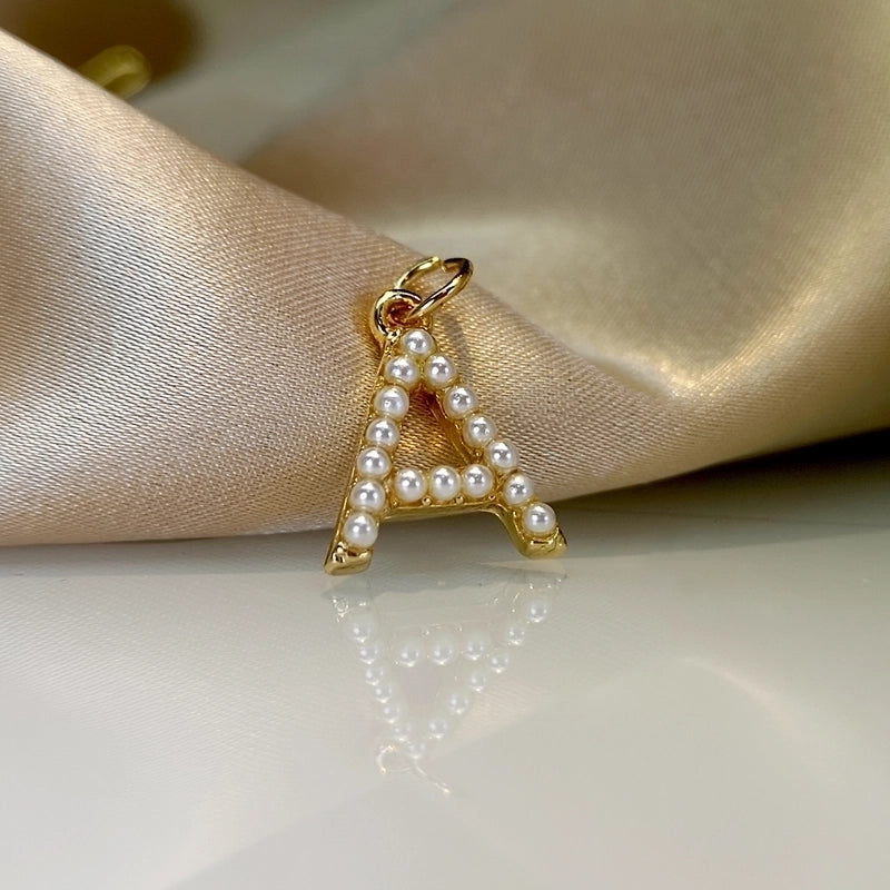 Fashion Letter Imitation Pearl Freshwater Pearl Copper Necklace