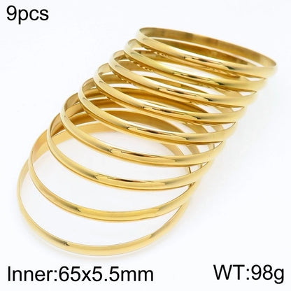 Minimalist Round Stainless Steel 18K Gold Plated Bangle In Bulk