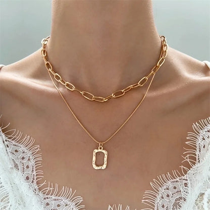 Hip-hop Minimalist Solid Color Flower Lock Metal Copper 18k Gold Plated Gold Plated Silver Plated Crystal Zircon Layered Necklaces Pendant Necklace Necklace In Bulk