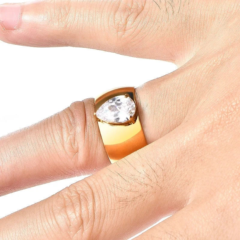 Minimalist Classic Style Heart Shape 304 Stainless Steel Rhinestones 18K Gold Plated Rings