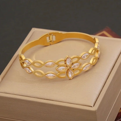 Minimalist Leaves Flower Bow Knot 304 Stainless Steel 18K Gold Plated Zircon Bangle In Bulk