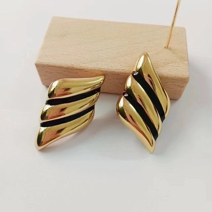 1 Piece Vintage Style Petal Plating 304 Stainless Steel None 18K Gold Plated Stainless Steel Earrings