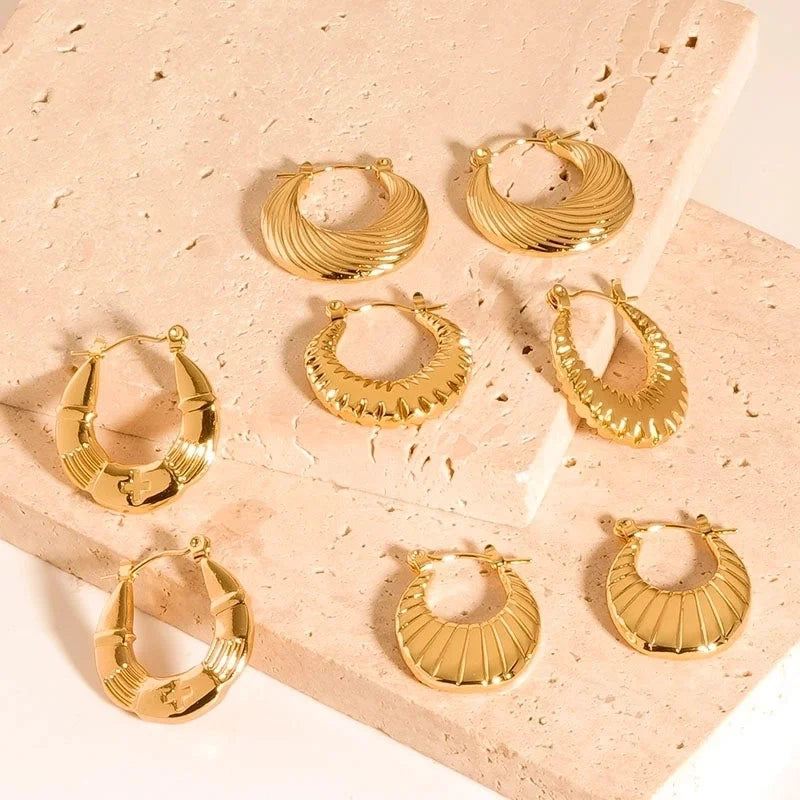 1 Pair Casual Modern Style Classic Style U Shape Geometric 304 Stainless Steel Titanium Steel 18K Gold Plated Earrings