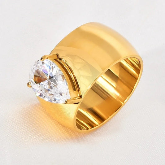 Minimalist Classic Style Heart Shape 304 Stainless Steel Rhinestones 18K Gold Plated Rings