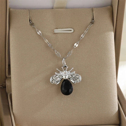 Minimalist Classic Style Cross Flower Butterfly 201 Stainless Steel Imitation Pearl Zinc Alloy Rhinestones 18K Gold Plated Enamel Diamond Pendant Necklace