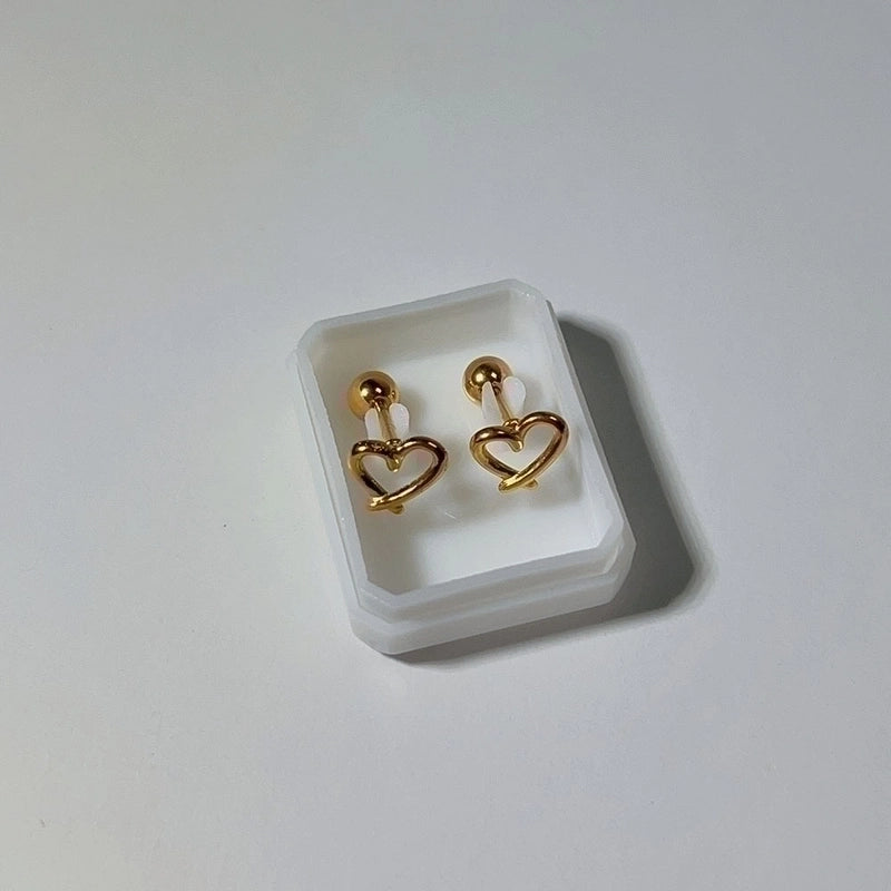 1 Pair Sweet Cross Heart Shape Snowflake Plating 304 Stainless Steel Titanium Steel 18K Gold Plated Cartilage Earrings