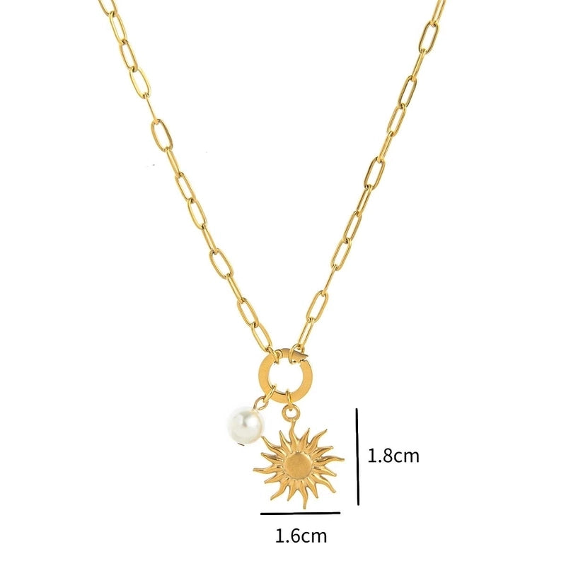 Minimalist Sun Moon Heart Shape 201 Stainless Steel 304 Stainless Steel Zircon 18K Gold Plated Beaded Pendant Necklace