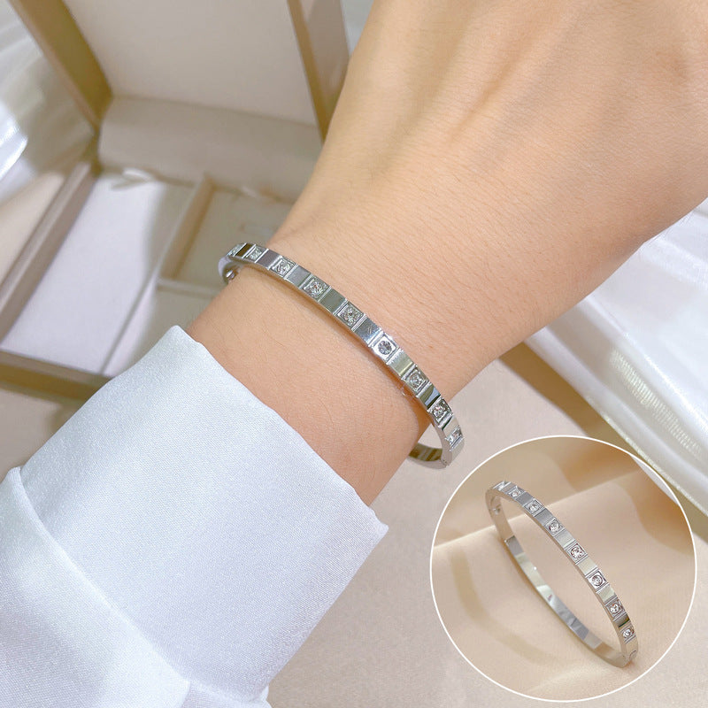 Korean East Asia Symbol Titanium Steel Electroplating Bangles