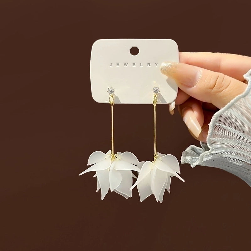 1 Pair Fashion Flower Alloy Plating Artificial Pearls Women\'s Drop Earrings