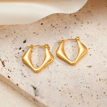 1 Pair Minimalist Heart Shape Titanium Steel Hoop Earrings