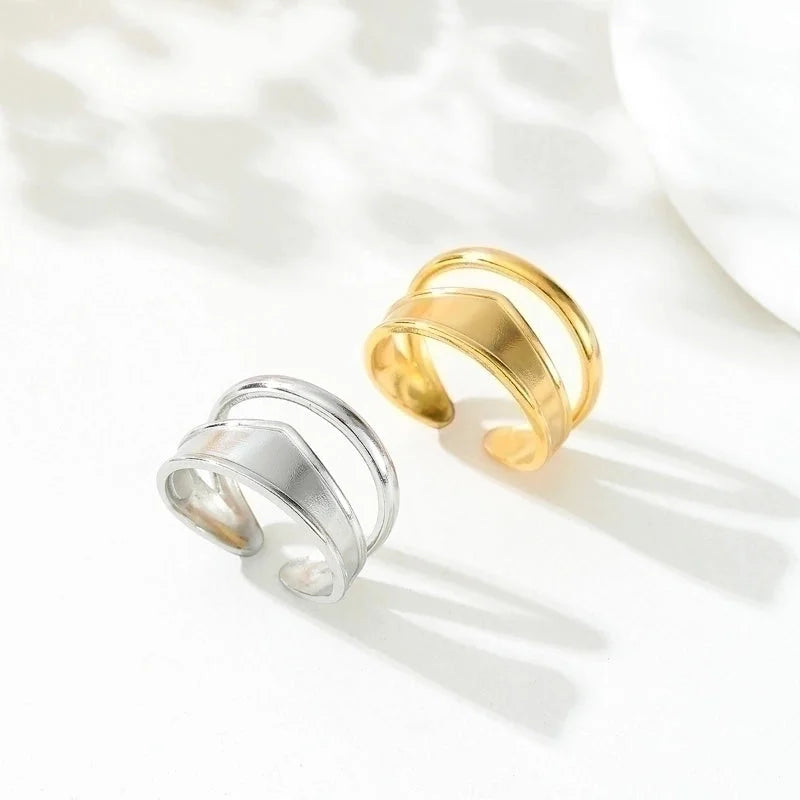 304 Stainless Steel 18K Gold Plated Minimalist Classic Style Asymmetrical Plating Solid Color Rings