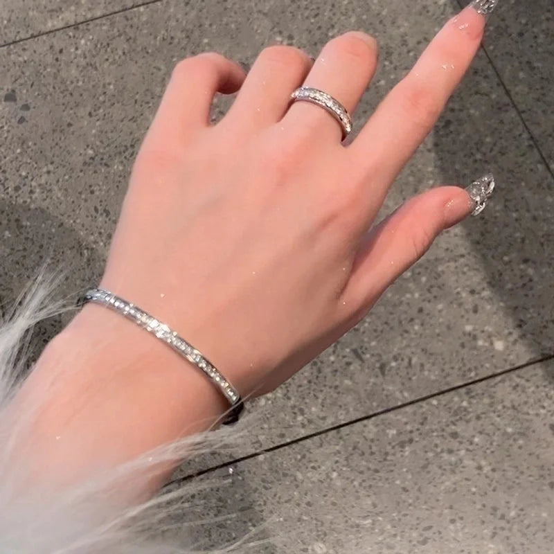 Titanium Steel Elegant Minimalist Round Plating Inlay Zircon Bangle