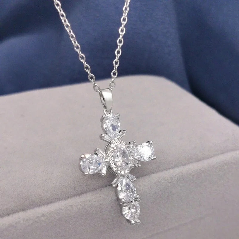 201 Stainless Steel Copper White Gold Plated Gold Plated Minimalist Classic Style Plating Inlay Cross Glass Zircon Pendant Necklace