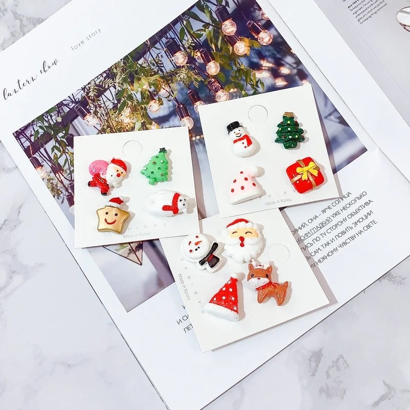 Spot Cartoon Acrylic Christmas Brooch Badge Snowman Elk Christmas Tree Collar Pin Set Corsage