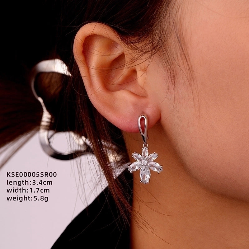 1 Pair Ig Style Minimalist Star Water Droplets Flower Plating Inlay Copper Zircon White Gold Plated Drop Earrings Ear Studs