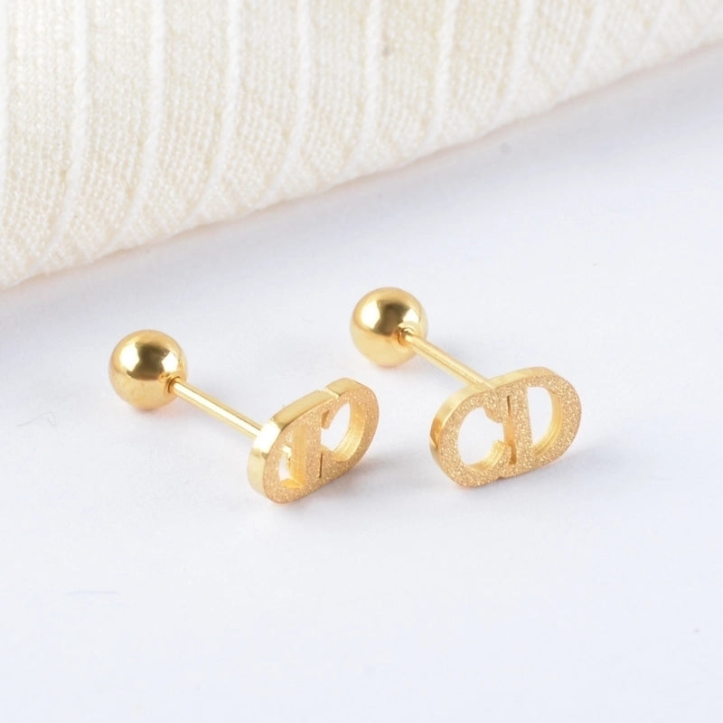 1 Piece Minimalist Four Leaf Clover Heart Shape Snowflake Plating Titanium Steel Ear Studs