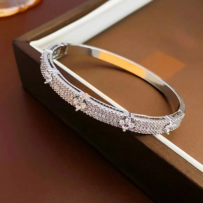 Elegant Flower 304 Stainless Steel Zircon Bangle In Bulk