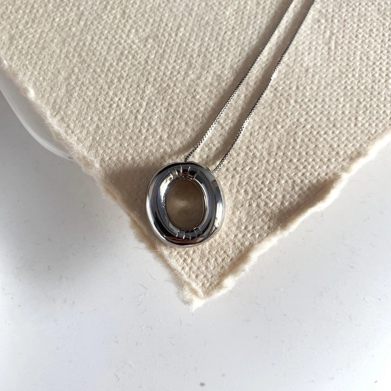 Minimalist Classic Style Letter Copper Silver Plated Pendant Necklace In Bulk