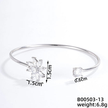304 Stainless Steel Copper Casual Minimalist Classic Style Geometric Heart Shape Flower Zircon Bangle