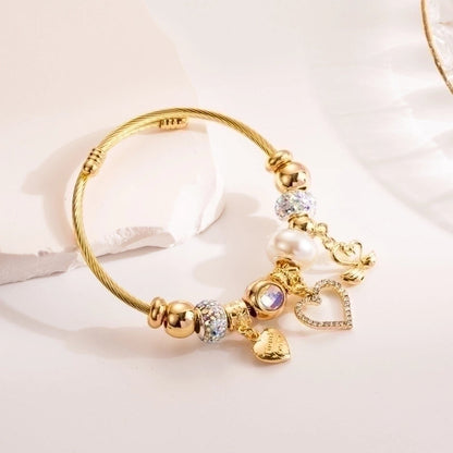 Artistic Shiny Heart Shape 304 Stainless Steel Alloy Gold Plated Rhinestones Bangle In Bulk