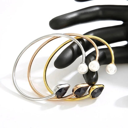 Modern Style Minimalist Heart Shape Stainless Steel Titanium Steel 18K Gold Plated Glass Stone Pearl Bangle In Bulk