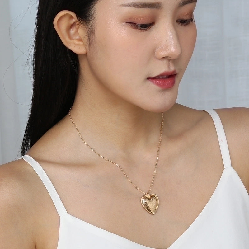 Copper Hip-Hop Retro Polishing Solid Color Snake Necklace