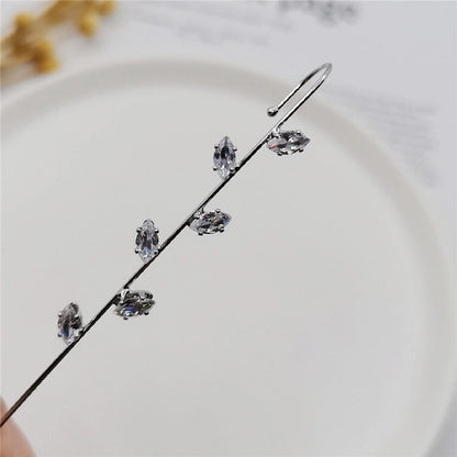 2 Pieces Trendy Zircon Ear Hook Piercing Ear Pin Female Net Red Personality Design Surrounding Ear Bone Clip Oblique Line Earrings