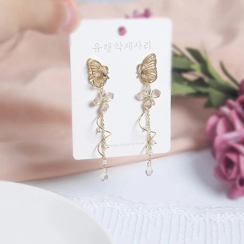 1 Pair Fashion Flower Alloy Plating Artificial Pearls Rhinestones Women\'s Drop Earrings